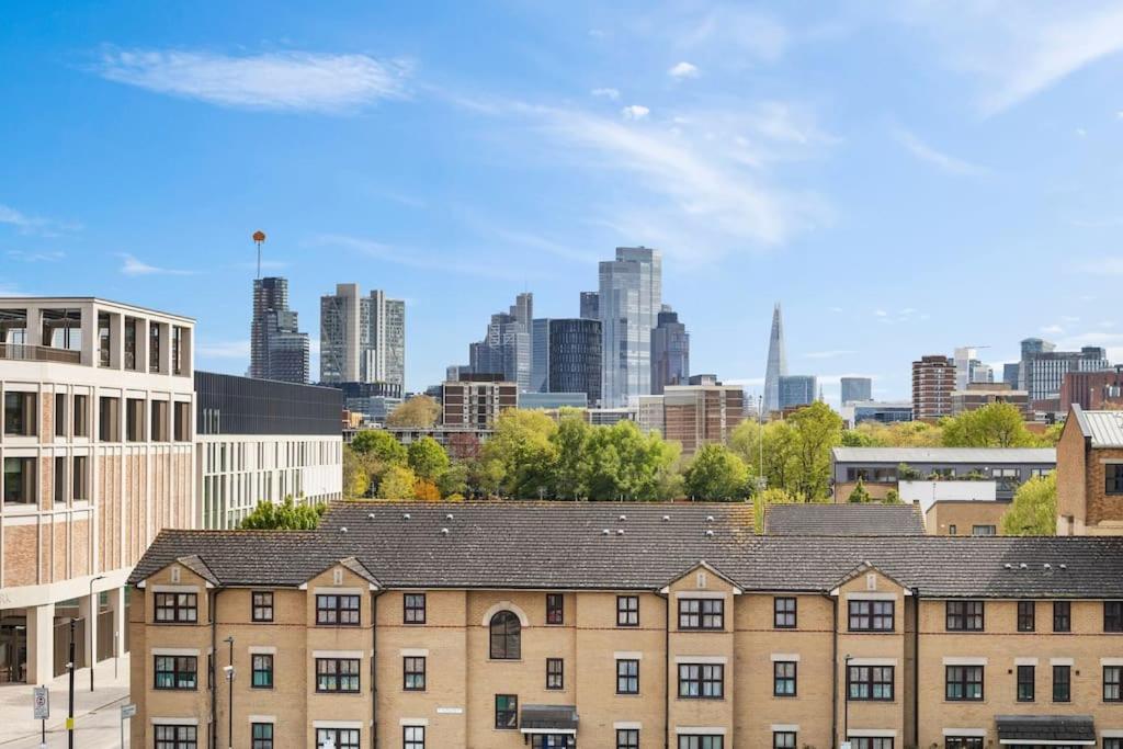 Apartment Modern New 1-bedroom Stunning Views *